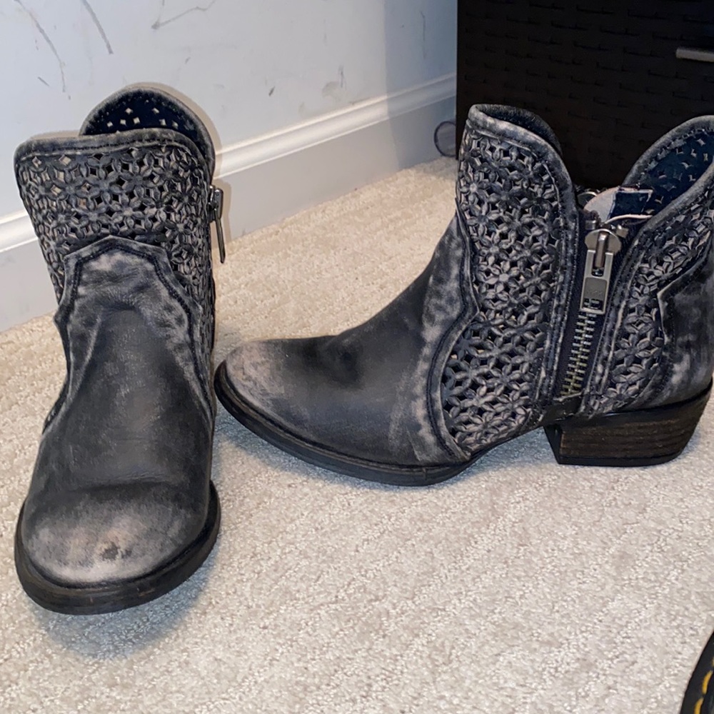 Circle G Leather booties